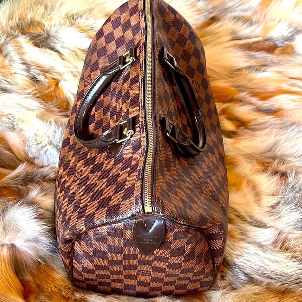 Louis Vuitton Damier Ebene Speedy 35